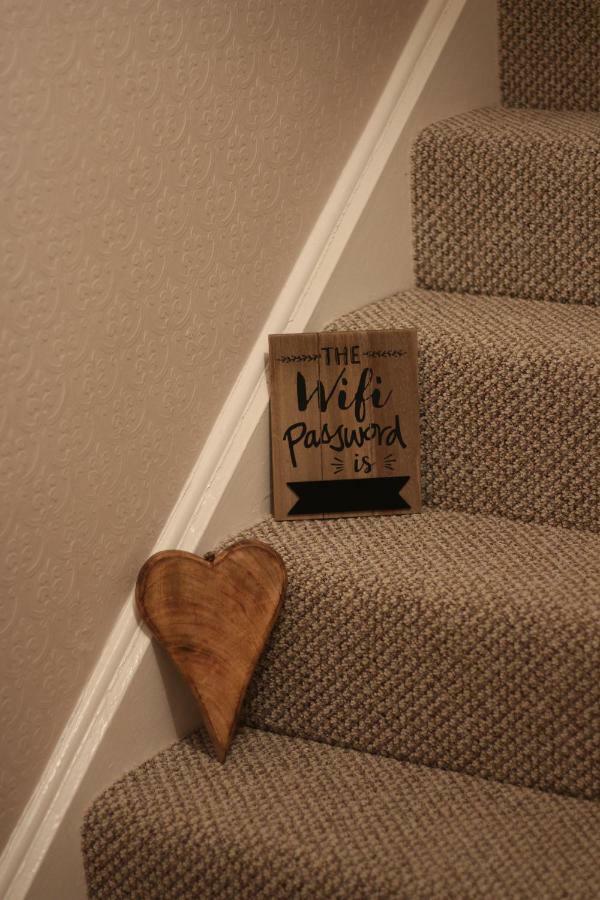 Wayside Villa Tandragee ภายนอก รูปภาพ